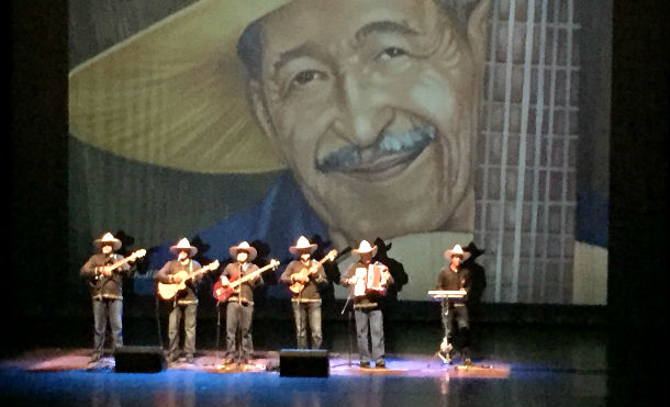 Rinden homenaje a Felipe Urrutia, conocido como “El trovador de Las Segovias”