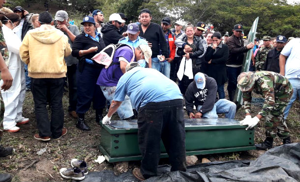 Buzos de la Fuerza Naval recuperan 2 de los 3 cuerpos desaparecidos en el Lago Apanás