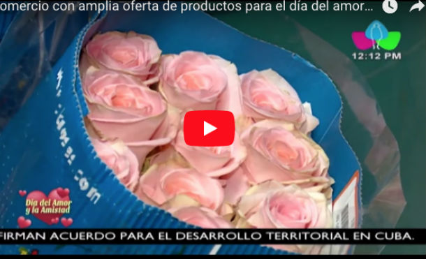 Comercio con amplia oferta de productos para el día del amor y la amistad