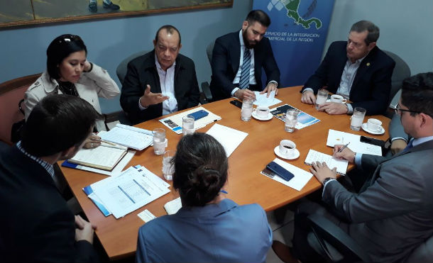 ProNicaragua se reúne con misión Comercial Canadiense del sector Energía Renovable