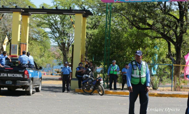 Policía garantiza tranquilidad a familias que visitan balnearios