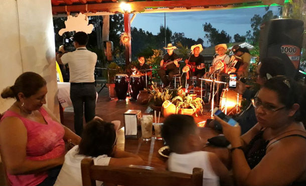 MEFCCA realiza la Serenata Nicaragua es Monimbó