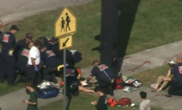 Tiroteo masivo en escuela de Florida deja varios muertos