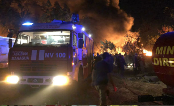 Cuerpo Unificado de Bomberos controlan incendio en Los Brasiles