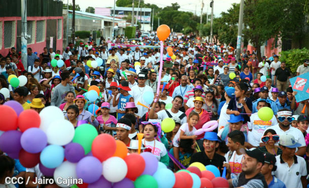 Centenares de nicaragüenses celebraron el Día Internacional de la Mujer con caminatas y actividades recreativas