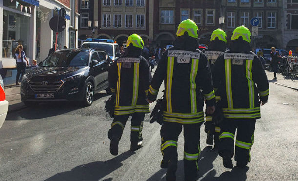 Varios muertos al embestir un automóvil contra una multitud en Alemania