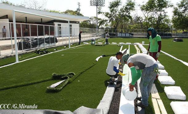 INIFOM presenta informe sobre estado de instalaciones deportivas y mercados municipales