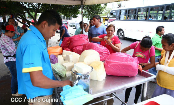 Actividad comercial recupera la normalidad en la capital