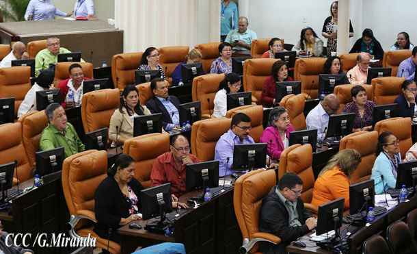 Asamblea Nacional aprueba créditos para salud y carreteras