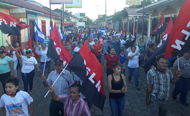 Malpaisillo celebra con una caminata el 40 aniversario de la toma del Palacio Nacional