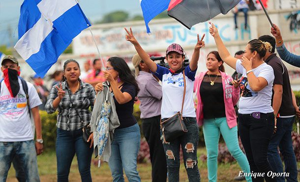 Capitalinos demandan justicia, paz y reparación desde las rotondas de Managua