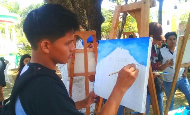 Nindirí: Jóvenes participan en Concurso de Pintura municipal