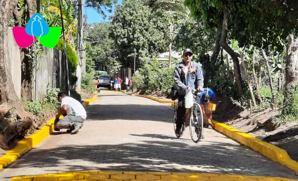 Foto Canal 4: El adoquinado de 951 metros de calle, beneficia principalmente a la comunidad educativa del Centro Escolar Público Marcelina Peralta