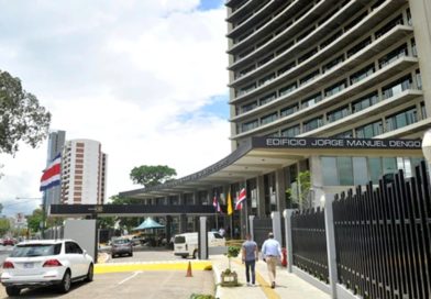 Edificio Jorge Manuel Dengo, sede central del Instituto Costarricense de Electricidad ICE, en Sabana Norte