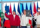 Presidente de Nicaragua, Daniel Ortega y el Presidente de Honduras, Juan Orlando Hernández luego de firmar un acuerdo fronterizo en el área de El Golfo de Fonseca y el Caribe.