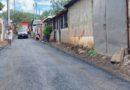 Vista de una de las calles asfaltadas en el barrio Georgino Andrade