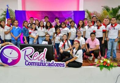 Miembros de la Red de Jóvenes Comunicadores