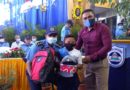 Entregan mochilas escolares a hijos e hijas de policías en Chinandega