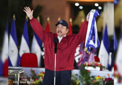 Presidente Daniel Ortega en la juramentación del pueblo presidente