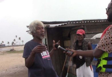 Pescador local y excombatiente de la Contra Domingo Peralta explicó que él "solía estar con Yatama pero la dirección de Yatama no hizo nada por nosotros, así que me cambié al Frente Sandinista"