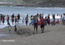 Turistas en Playa Gigante en Tola, Rivas