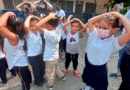 Estudiantes del Colegio 14 de Septiembre de Managua, participando en simulacro ante sismos