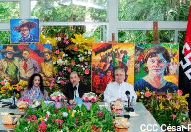 Presidente Comandante Daniel Ortega, Vicepresidenta Rosario Murillo y el presidente de la Asamblea Nacional, Gustavo Porras