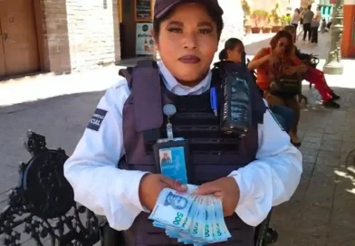 policia, dinero, guanajuato, mexico,