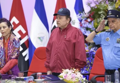 policia nacional, daniel ortega, rosario murillo, policia, graduacion,