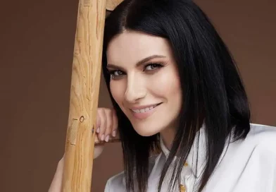 Laura, Pausini, cantante. artista, Grammy, Latino, reconocida, Persona, Año, Sevilla, España, trayectoria,