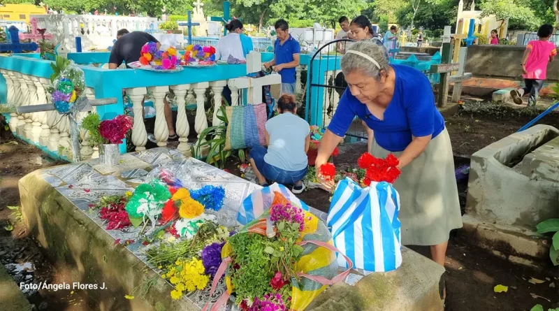 nindiri, seres queirdos, masaya, nicaragua, cementerio central, difuntos