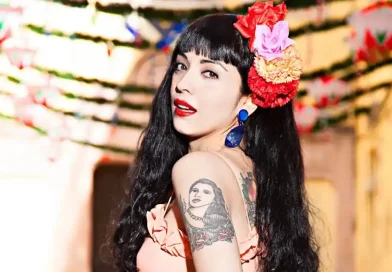 cantante, artista, Mon Laferte, fechas, anuncia, Autpoietica Tour, Nicaragua, llega a suelo nicaragüense, concierto, presentación, actuación,