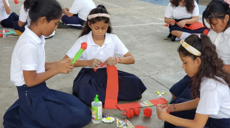 dia e las madres, nicaragua, colegio 14 de septiembre,