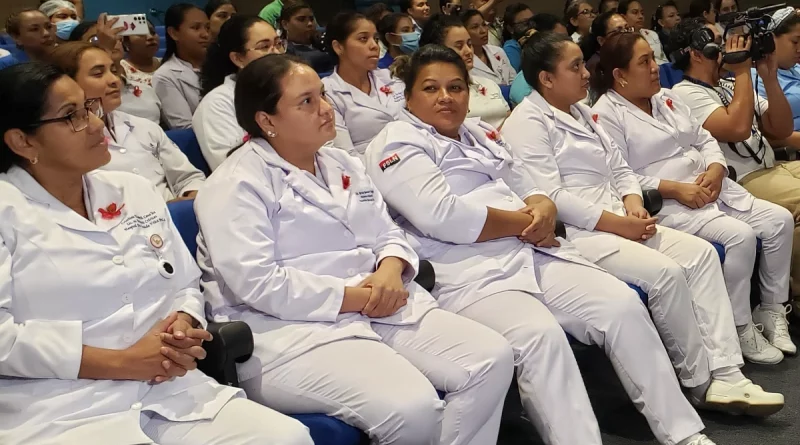 Managua, nicaragua, hospital velez Paiz, nicaragua, dia de las madres,
