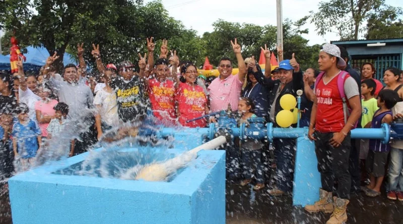 nicaragua, gobierno sandinista, agua potable, entrega de viviendas,