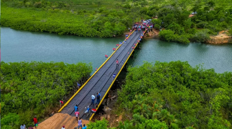 Nicaragua, caribenorte, rio guapi, puente, puerto cabezas