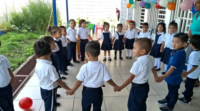 niños, niñas, centro educativo, inicio, ii semestre, educacion, actividades recreativas, bienvenida, centro barrilete de colores,