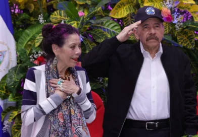 nicaragua, rosario Murillo,daniel ortega, fuerza aerea, aniversario, 45 aniversario