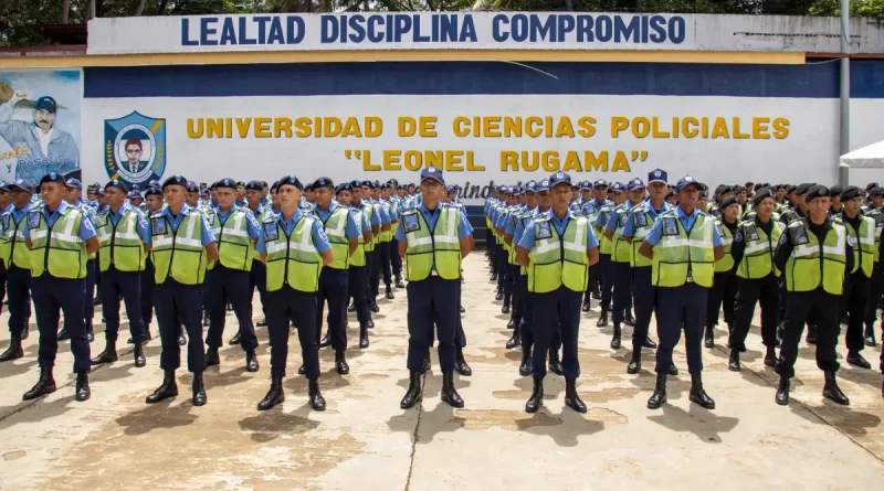 Policía Nacional, Nicaragua, graduación, nuevos policías, 45 aniversario, Revolución Sandinista, saludo, nuevos agentes, celebración,