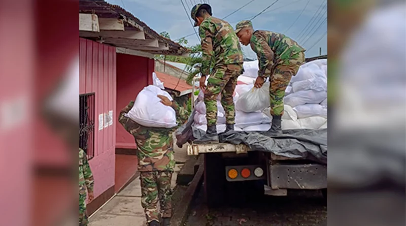 nicaragua, ejercito de nicaragua, rio san juan, descargue de alimentos,