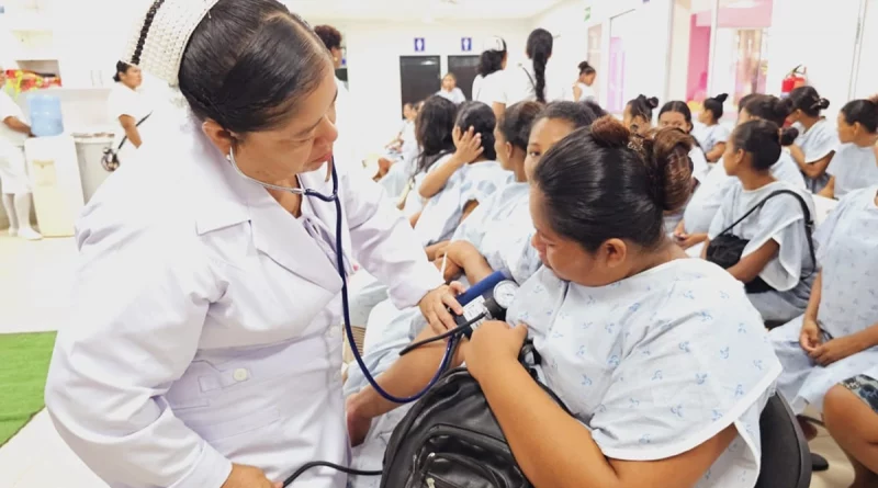 atención integral, mujeres embarazadas, minsa, costa caribe norte, bilwi, feria de perinatal