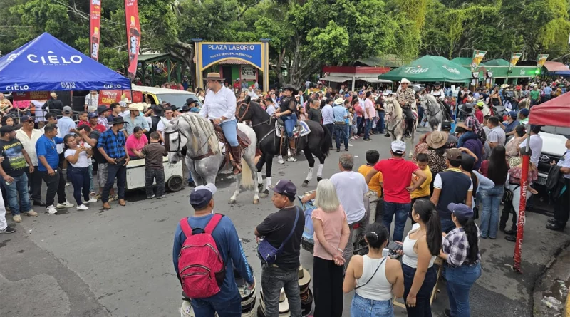 nicaragua, matagalpa, virgen de la merced, hipica, desfile hipico,