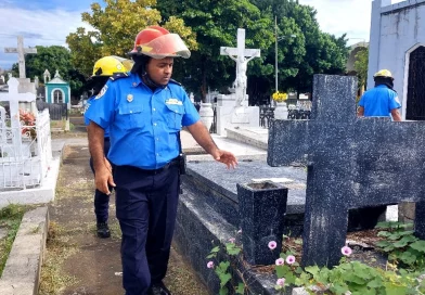 bomberos de nicaragua, cementerios nicaragua, managua, ministerio del interior, día de los fieles difuntos