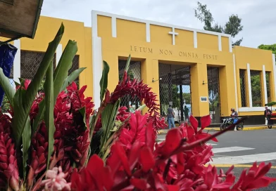 campos santos, cementerio general de managua, managua, nicaragua, dia de los difuntos