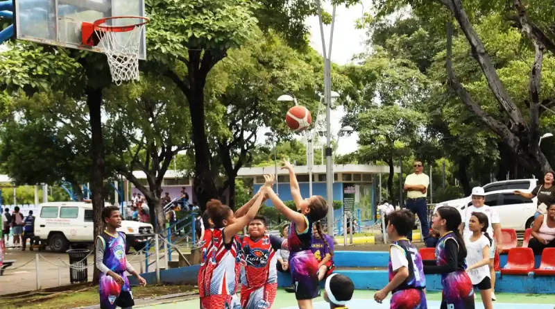 juegos juveniles, nicaragua, alcaldia de managua, campeonato de baloncesto,