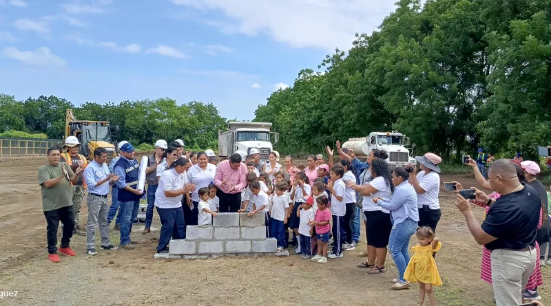 nicaragua, mined, managua, nuevo colegio, villa esperanza