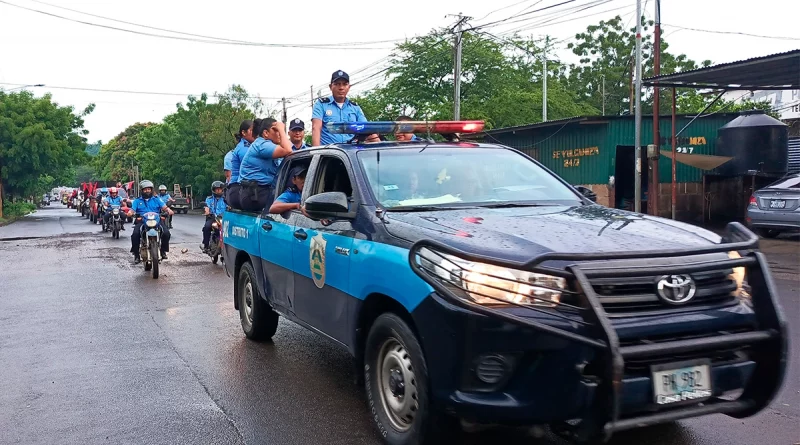 ministerio del interior, policia nacional, bomberos unidos, comandante carlos fonseca amador, militancia sandinista, diana, conmemoracion, homenaje, honor, aniversario,