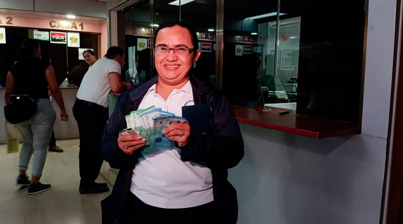 trabajadores del estado, banco central de nicaragua, pago aguinaldo,