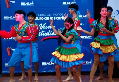 universidad nacional casimiro sotelo montenegro, nicaragua, gala cultural, homenaje, universitarios,