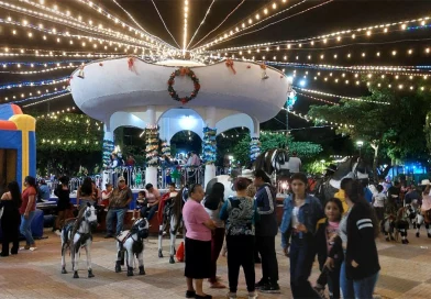 esteli, noche de compras navideñas, nicaragua, navidad,